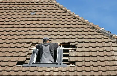 Pose de velux à Aureville